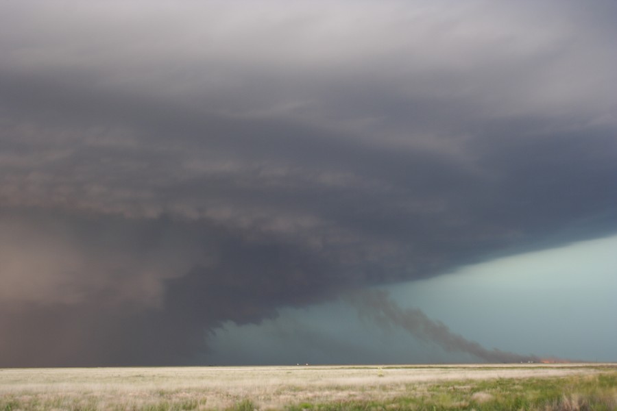 cumulonimbus supercell_thunderstorm : E of Keyes, Oklahoma, USA   31 May 2007