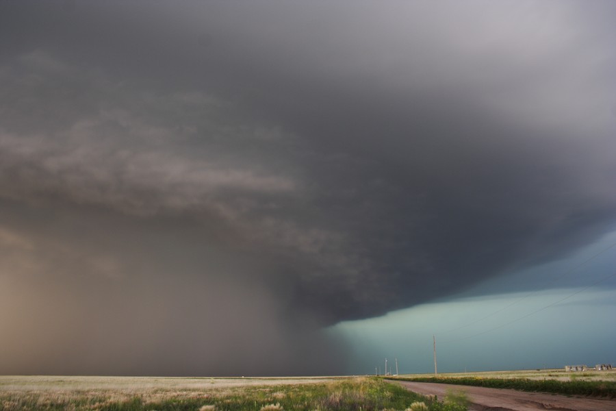 cumulonimbus supercell_thunderstorm : E of Keyes, Oklahoma, USA   31 May 2007