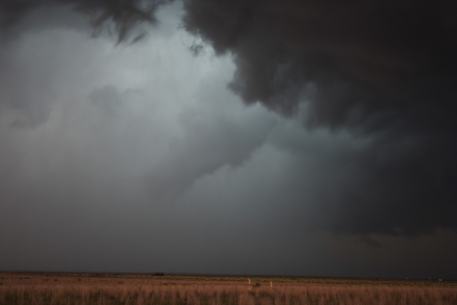 cumulonimbus supercell_thunderstorm : W of Guyman, Oklahoma, USA   31 May 2007