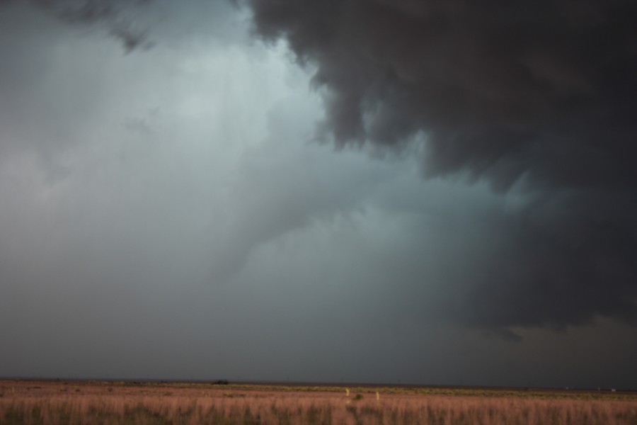 cumulonimbus supercell_thunderstorm : W of Guyman, Oklahoma, USA   31 May 2007