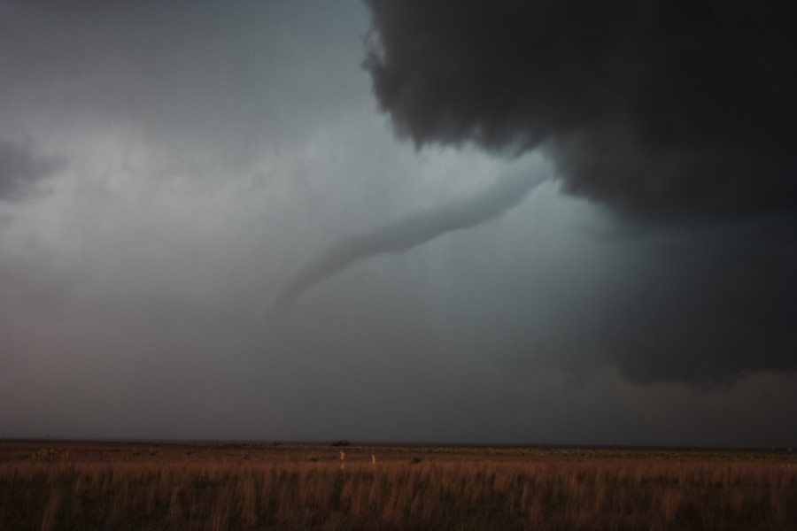 tornadoes funnel_tornado_waterspout : W of Guyman, Oklahoma, USA   31 May 2007