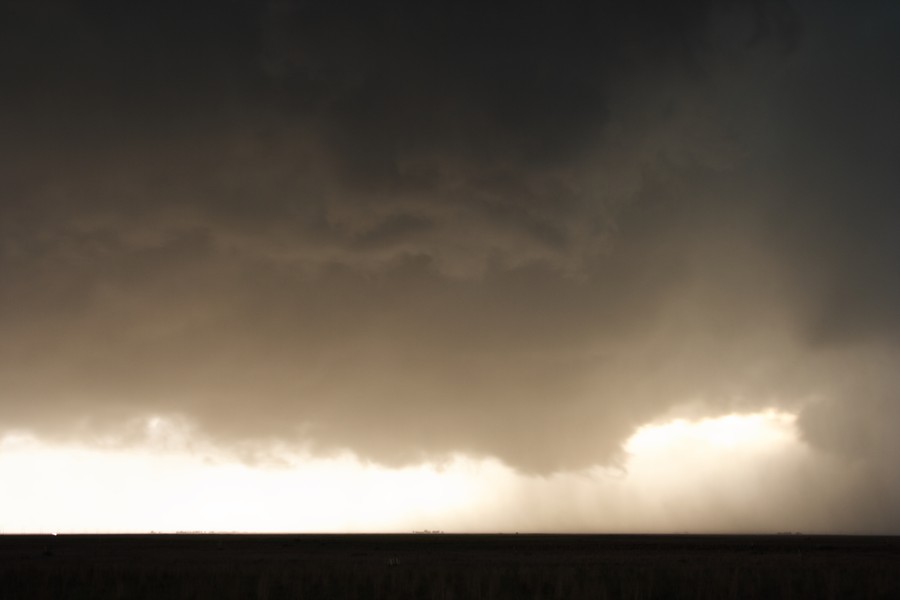 cumulonimbus supercell_thunderstorm : W of Guyman, Oklahoma, USA   31 May 2007