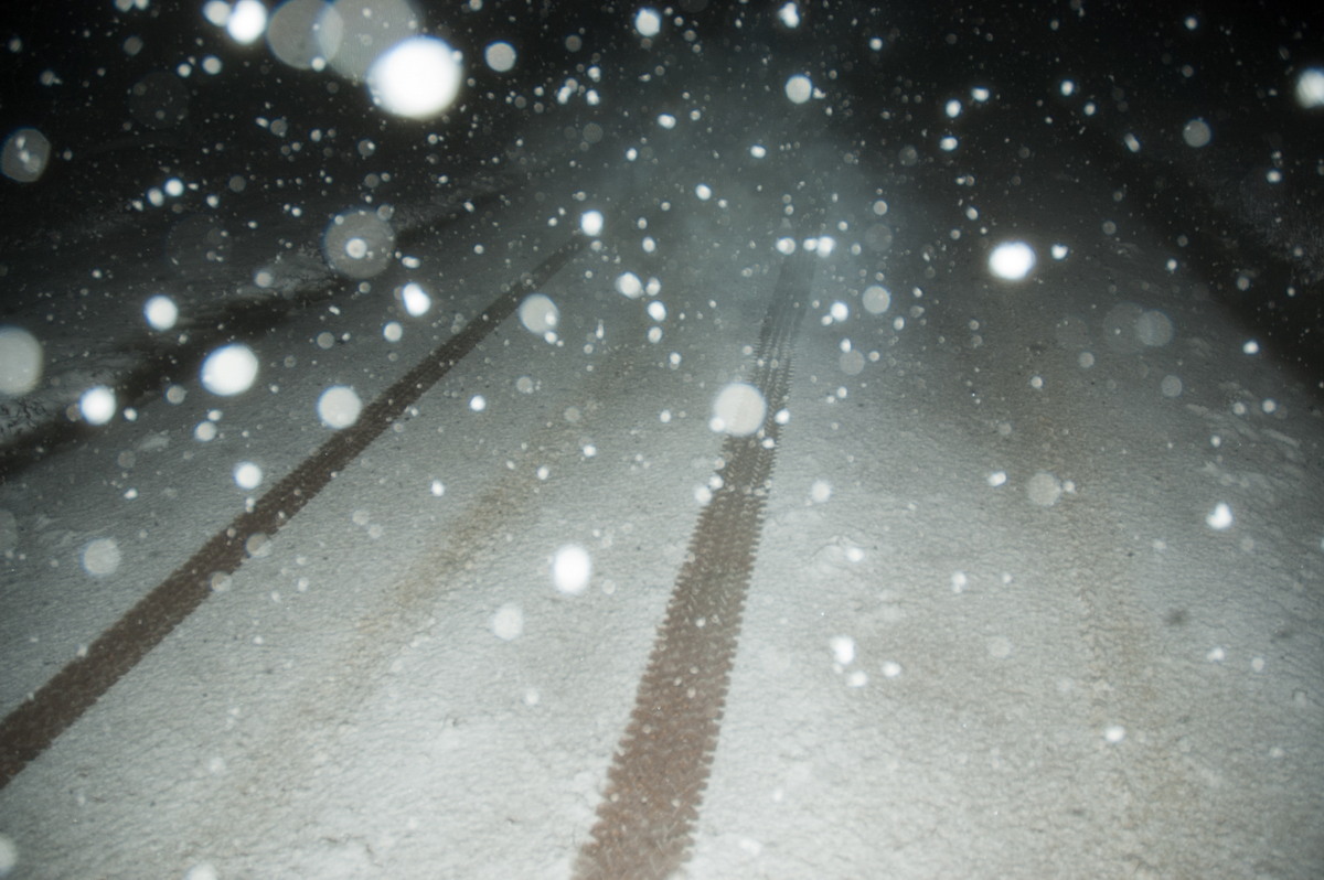 snow snow_pictures : near Tenterfield, NSW   8 June 2007