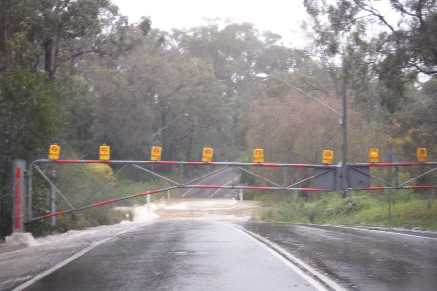 flashflooding flood_pictures : Landillo, NSW   9 June 2007