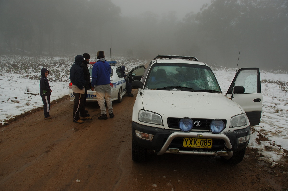 snow snow_pictures : near Tenterfield, NSW   9 June 2007