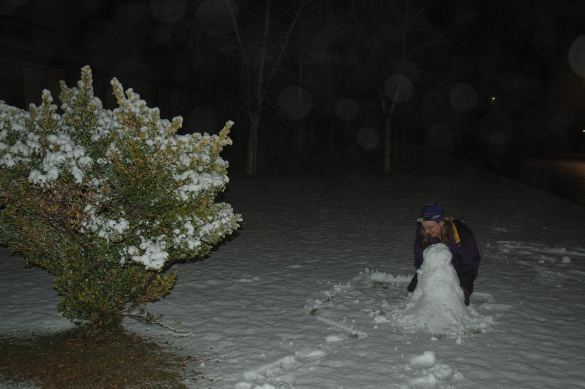 snow snow_pictures : Guyra, NSW   8 July 2007