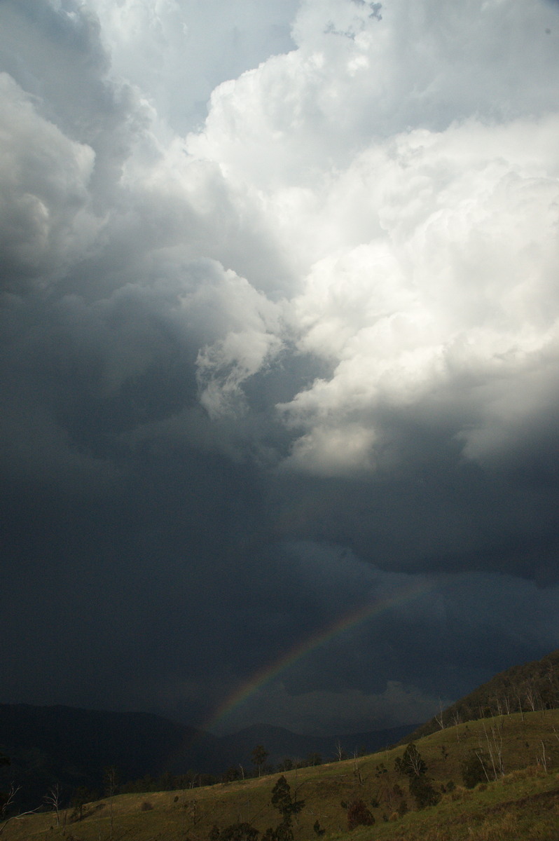 updraft thunderstorm_updrafts : Border Ranges, NSW   6 October 2007