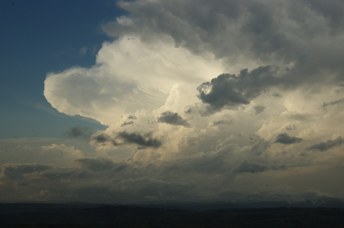 cumulonimbus supercell_thunderstorm : McLeans Ridges, NSW   8 October 2007