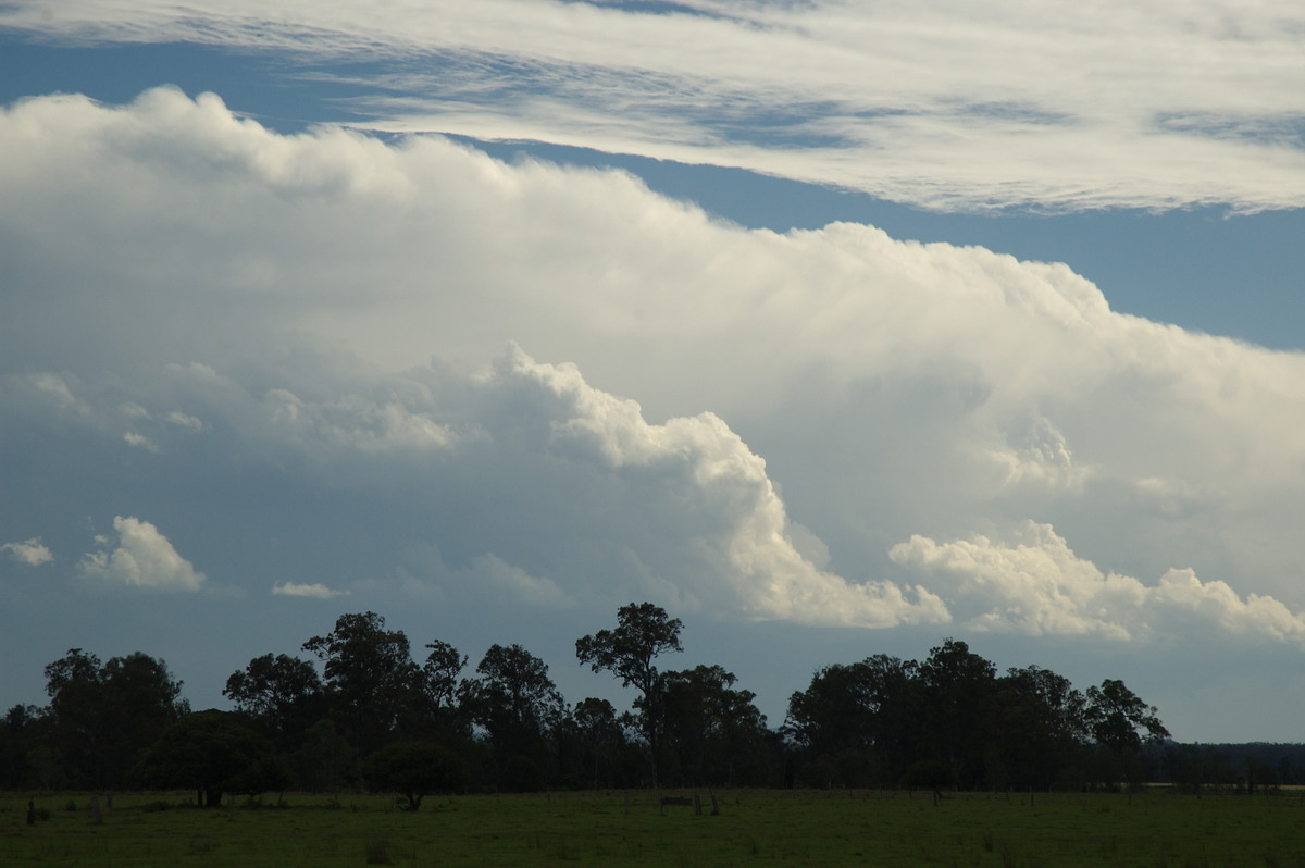 thunderstorm cumulonimbus_incus : N of Casino, NSW   12 October 2007