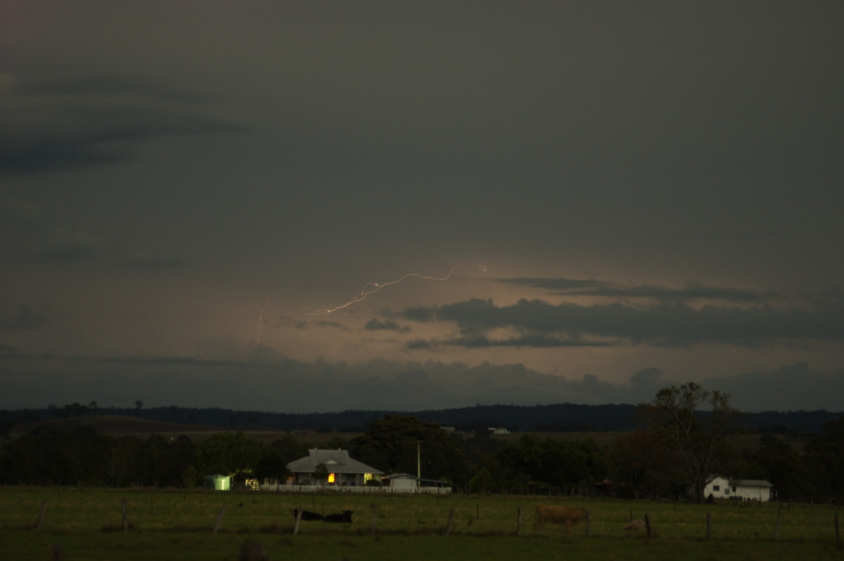 lightning lightning_bolts : N of Casino, NSW   25 October 2007