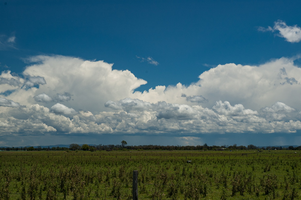 thunderstorm cumulonimbus_incus : McKees Hill, NSW   26 October 2007