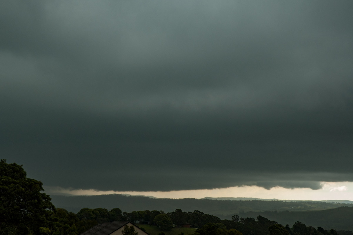 cumulonimbus supercell_thunderstorm : McLeans Ridges, NSW   26 October 2007