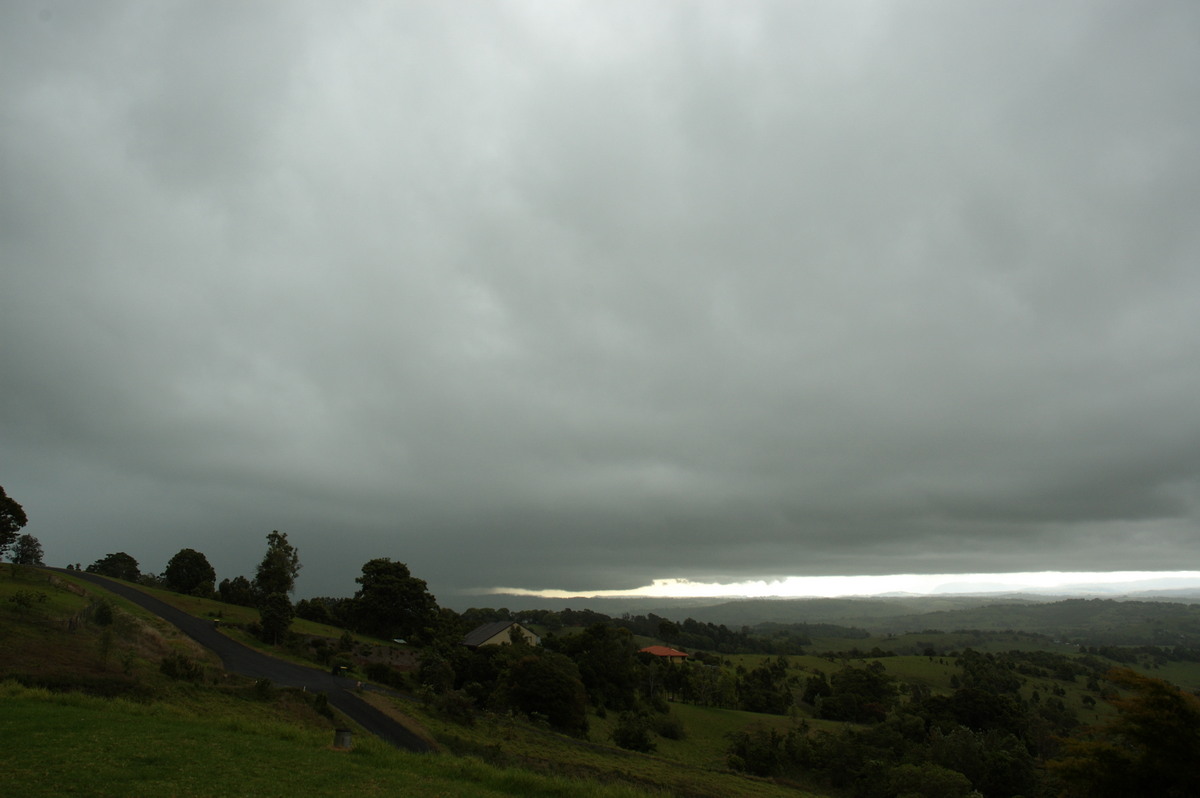 cumulonimbus supercell_thunderstorm : McLeans Ridges, NSW   26 October 2007