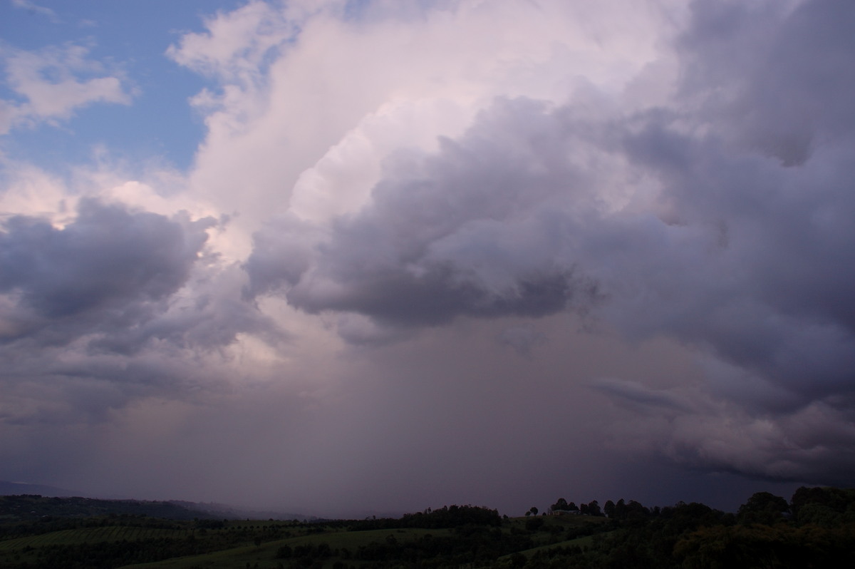 thunderstorm cumulonimbus_incus : McLeans Ridges, NSW   26 October 2007