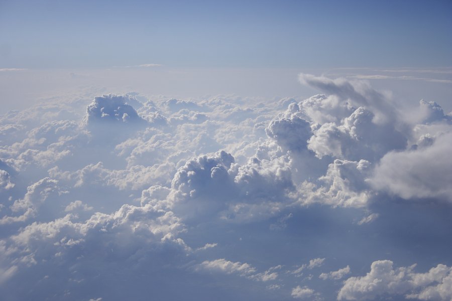 cloudsflying clouds_taken_from_plane : over eastern NSW   29 October 2007