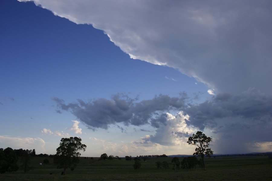 thunderstorm cumulonimbus_incus : near Kyogle, NSW   30 October 2007