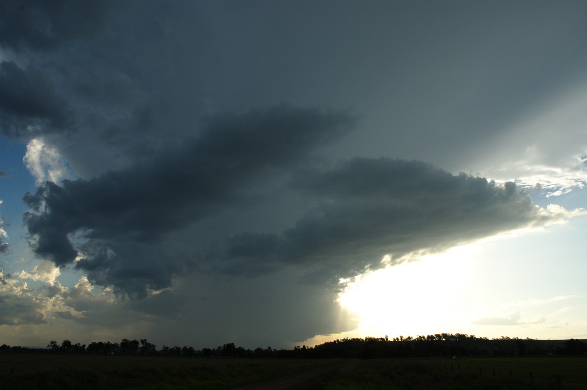 anvil thunderstorm_anvils : near Kyogle, NSW   30 October 2007