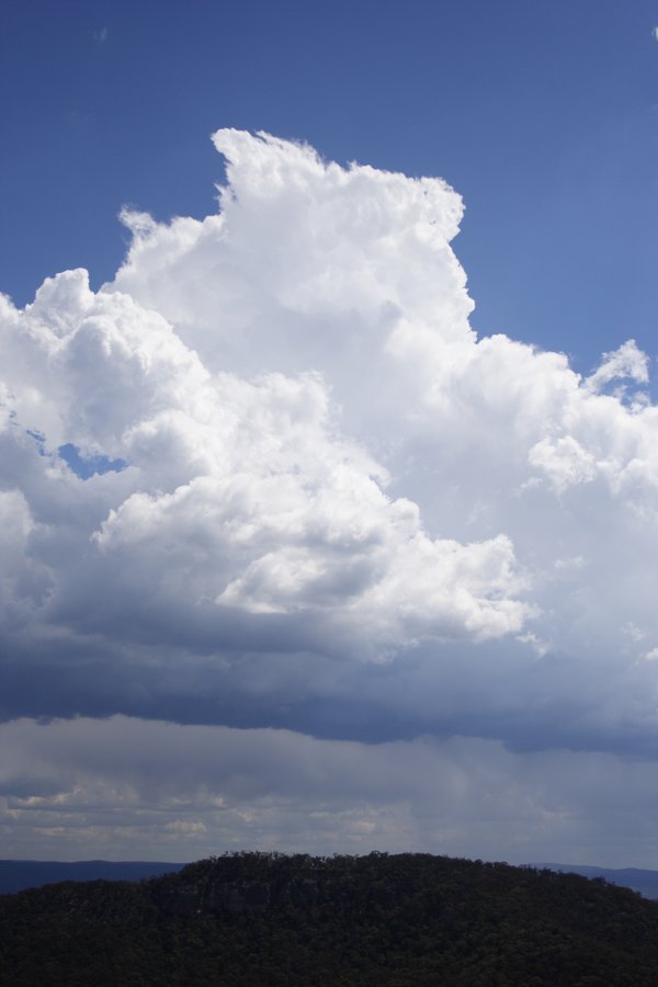 thunderstorm cumulonimbus_incus : Mt Victoria, NSW   14 November 2007