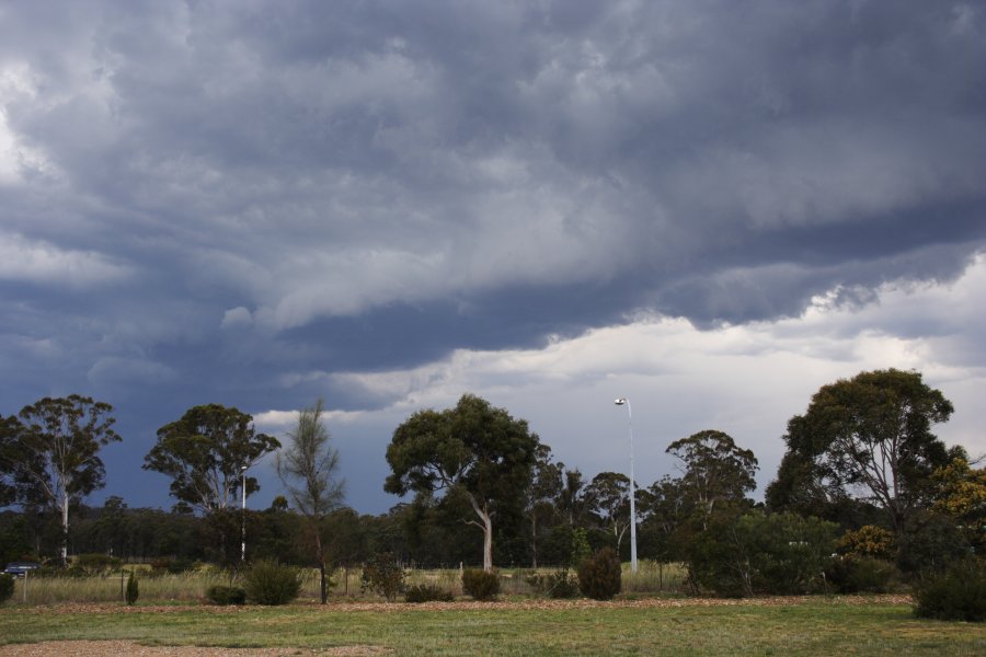 shelfcloud shelf_cloud : Marulan, NSW   17 November 2007