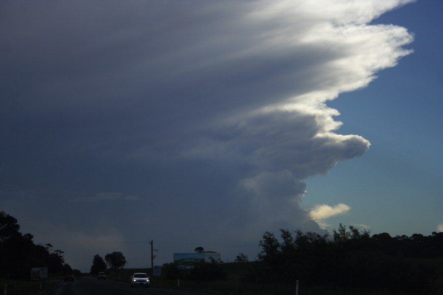 anvil thunderstorm_anvils : E of Bathurst, NSW   7 December 2007