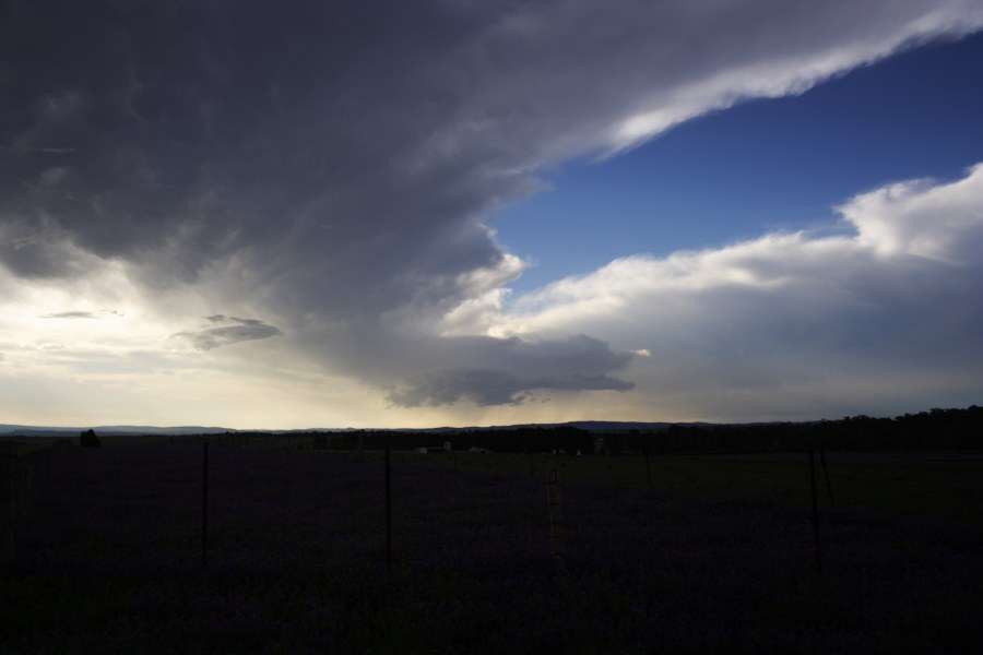 anvil thunderstorm_anvils : E of Bathurst, NSW   7 December 2007