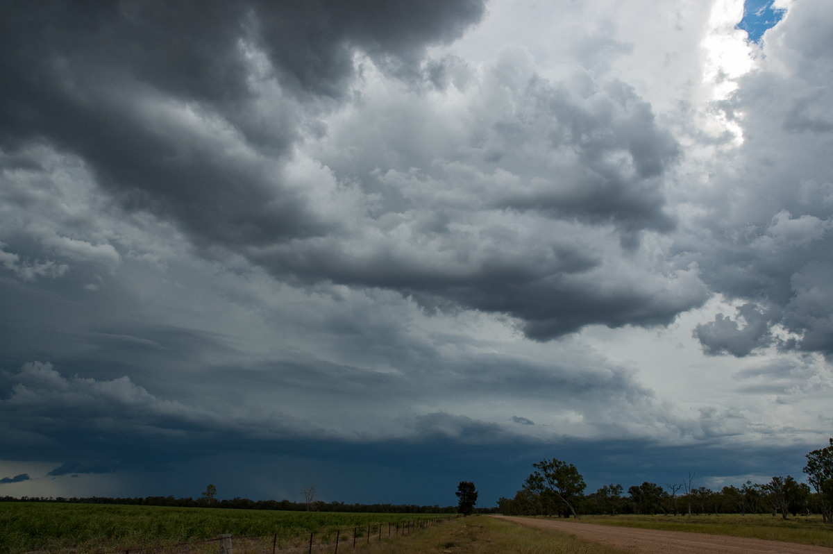 shelfcloud shelf_cloud : near Boomi, NSW   9 December 2007