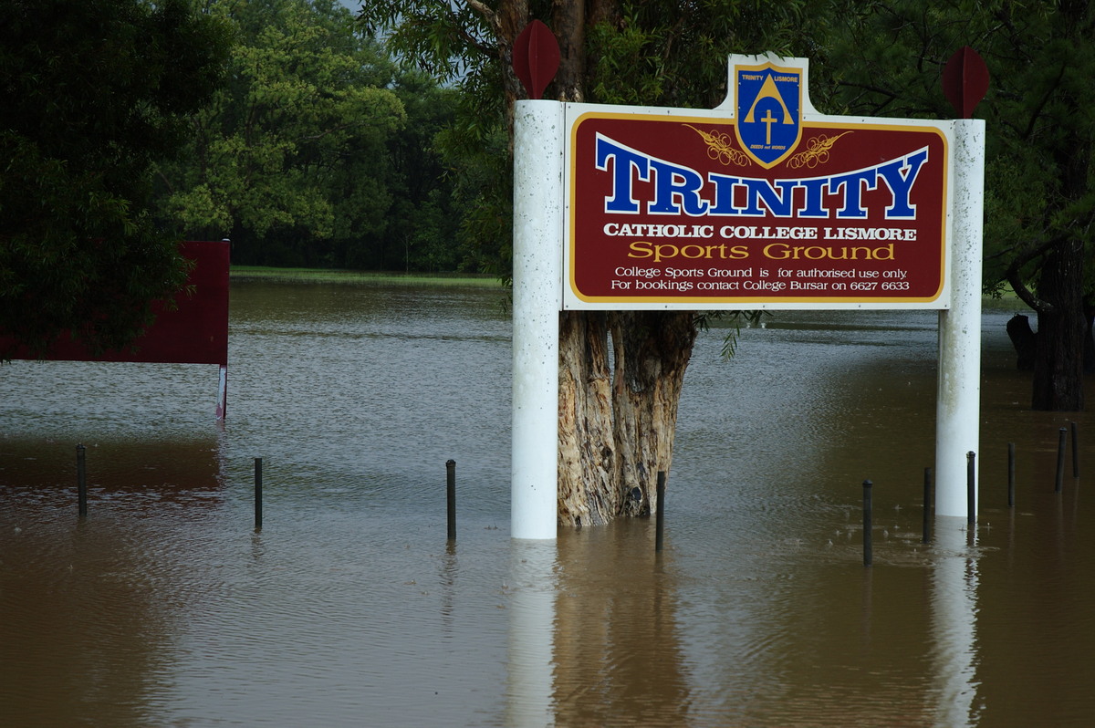 flashflooding flood_pictures : Lismore, NSW   4 January 2008