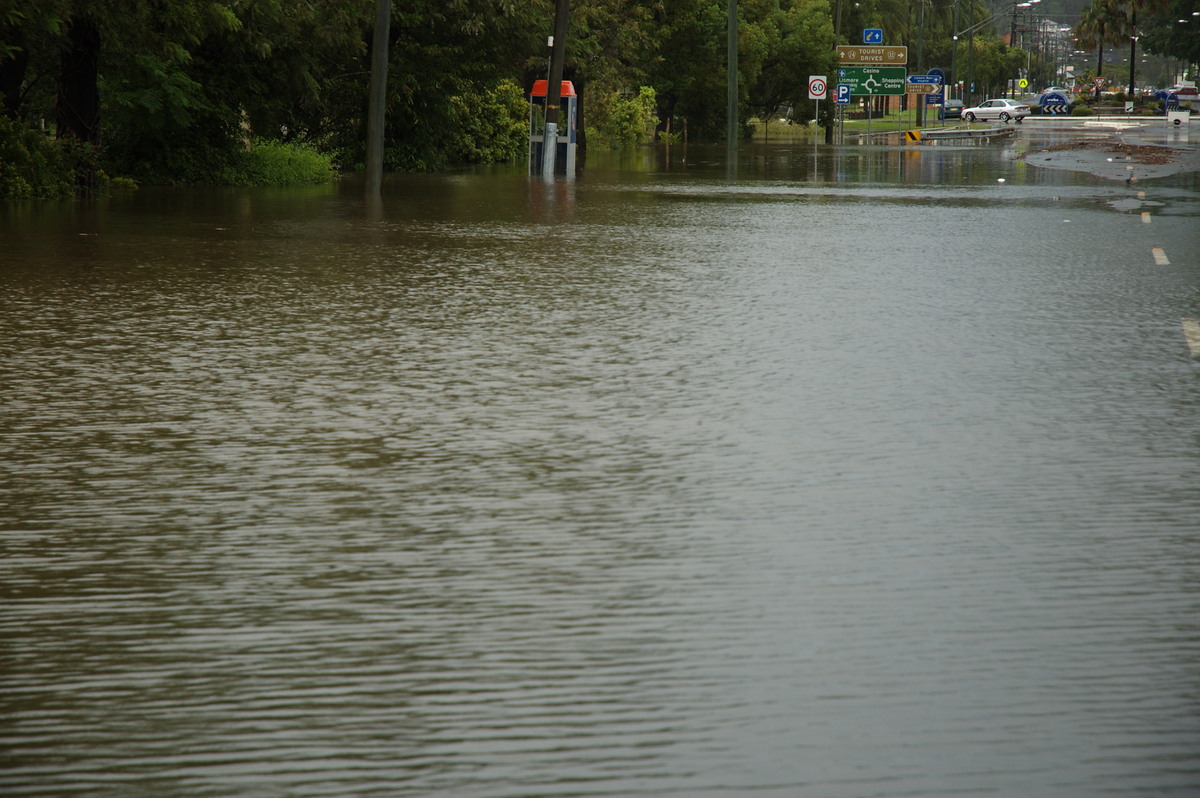 flashflooding flood_pictures : Lismore, NSW   4 January 2008