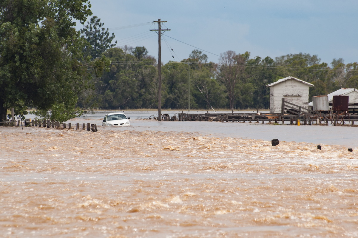 flashflooding flood_pictures : McKees Hill, NSW   6 January 2008