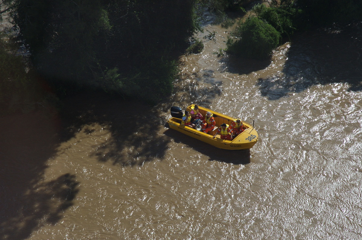 flashflooding flood_pictures : Coraki area, NSW   7 January 2008