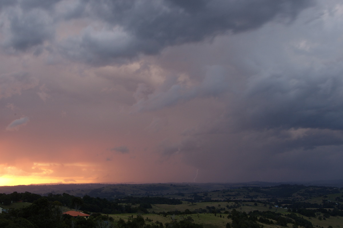 lightning lightning_bolts : McLeans Ridges, NSW   17 May 2008