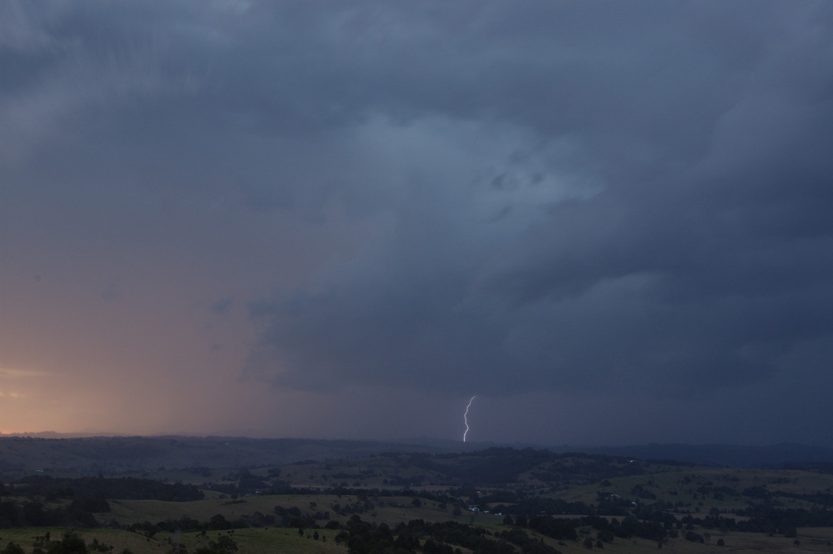 lightning lightning_bolts : McLeans Ridges, NSW   17 May 2008