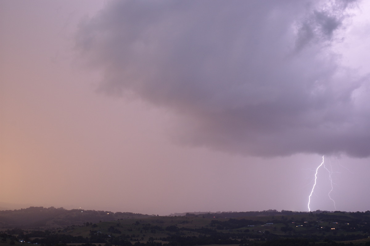 lightning lightning_bolts : McLeans Ridges, NSW   17 May 2008