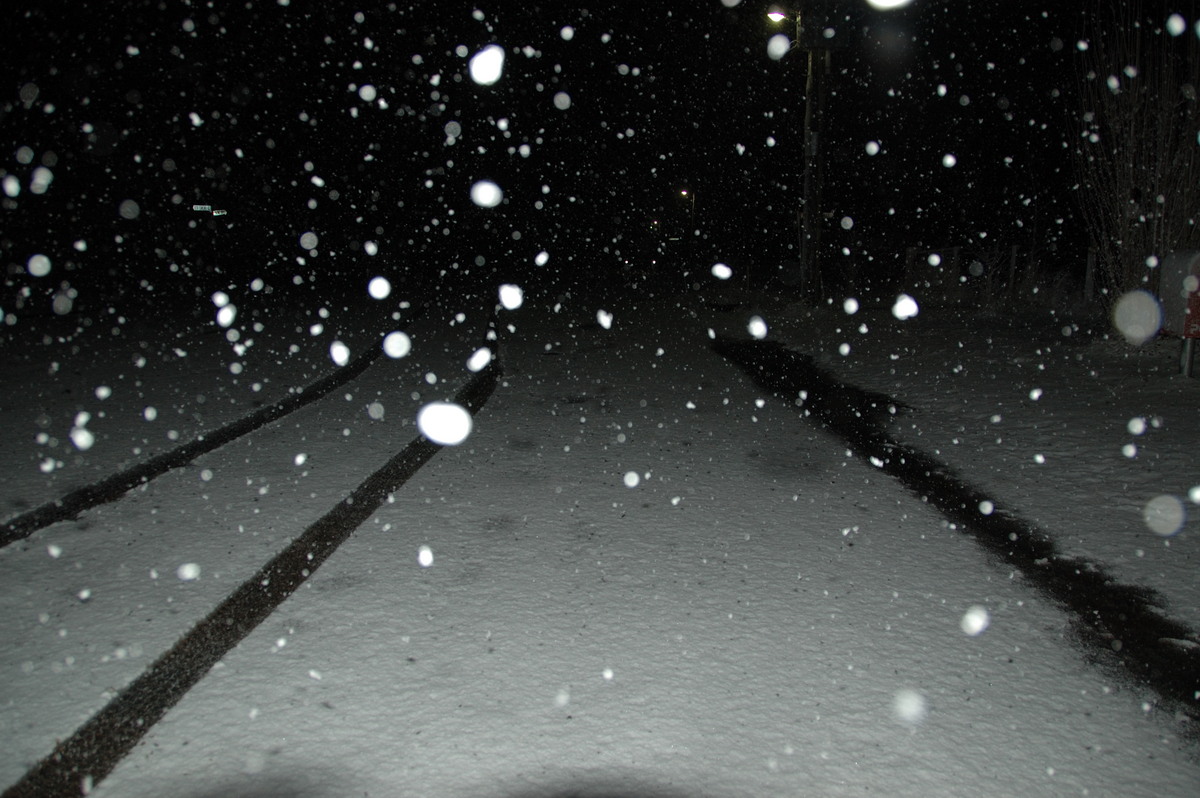 snow snow_pictures : Ben Lomond, NSW   17 May 2008