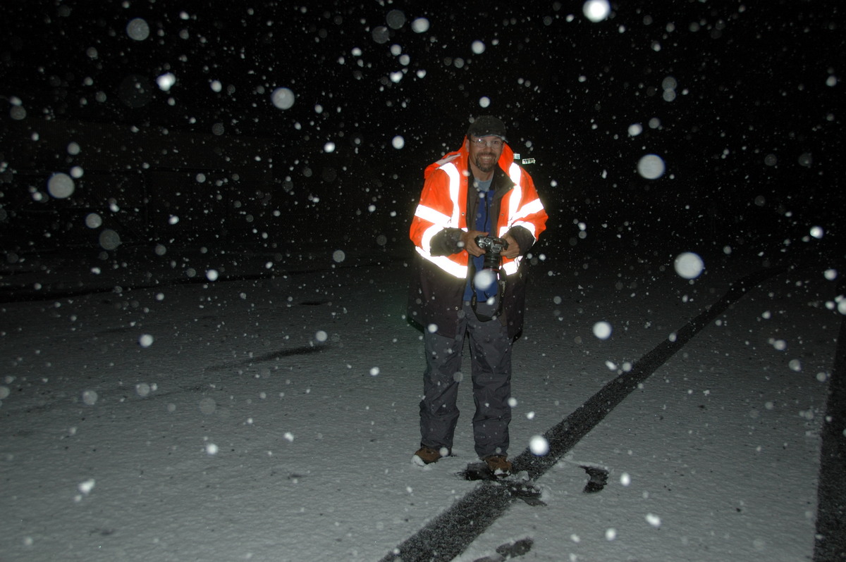 snow snow_pictures : Ben Lomond, NSW   17 May 2008