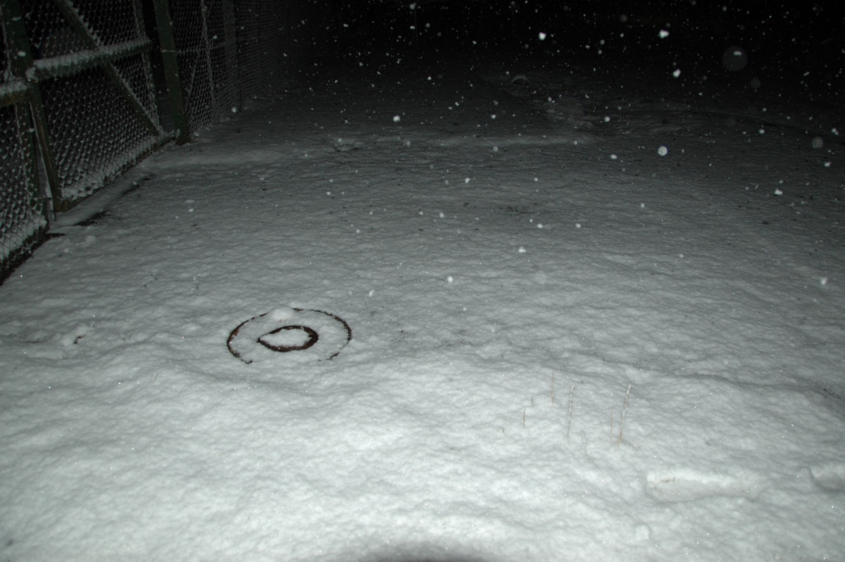 snow snow_pictures : Ben Lomond, NSW   17 May 2008