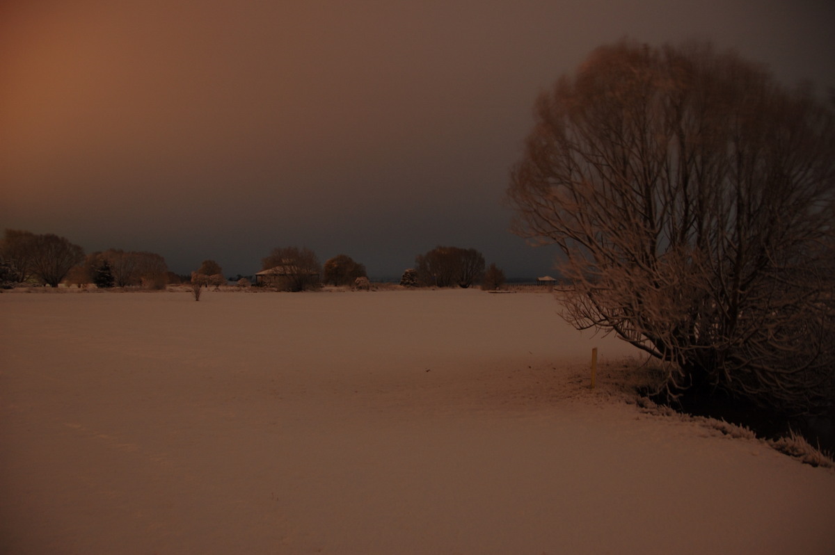 snow snow_pictures : Guyra, NSW   18 May 2008