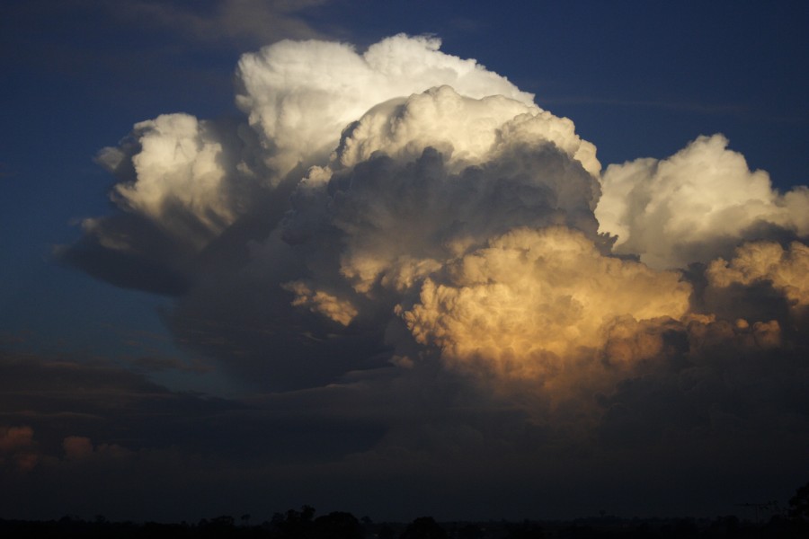 thunderstorm cumulonimbus_incus : Schofields, NSW   28 May 2008