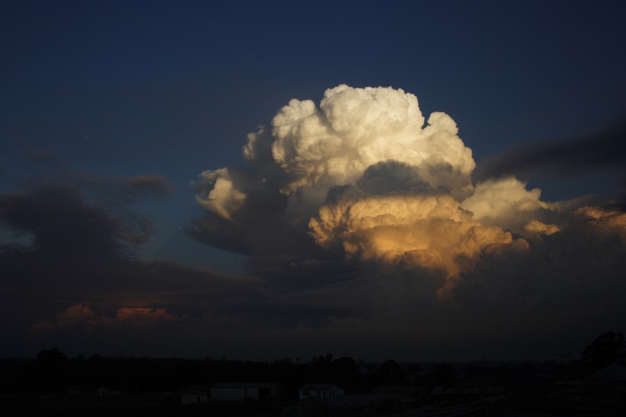 updraft thunderstorm_updrafts : Schofields, NSW   28 May 2008