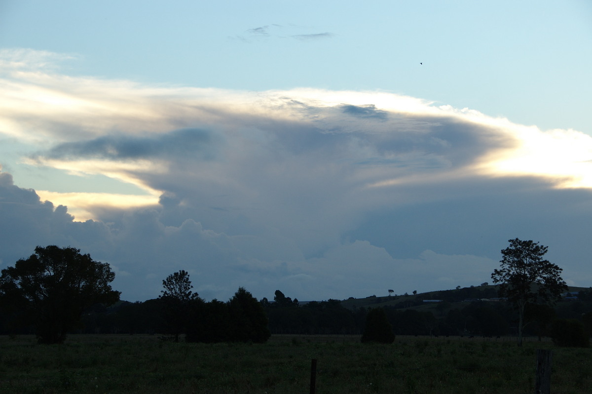 anvil thunderstorm_anvils : Eltham, NSW   3 June 2008