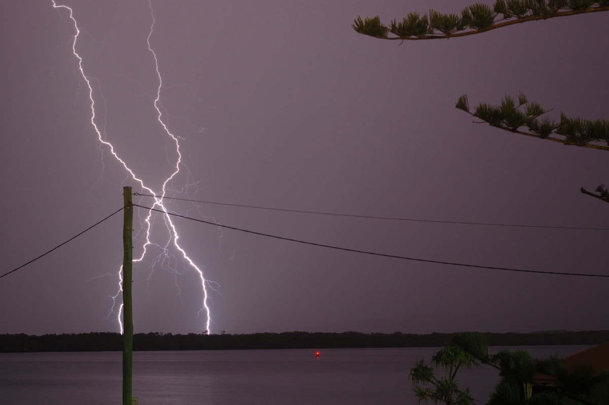 lightning lightning_bolts : Ballina, NSW   12 September 2008