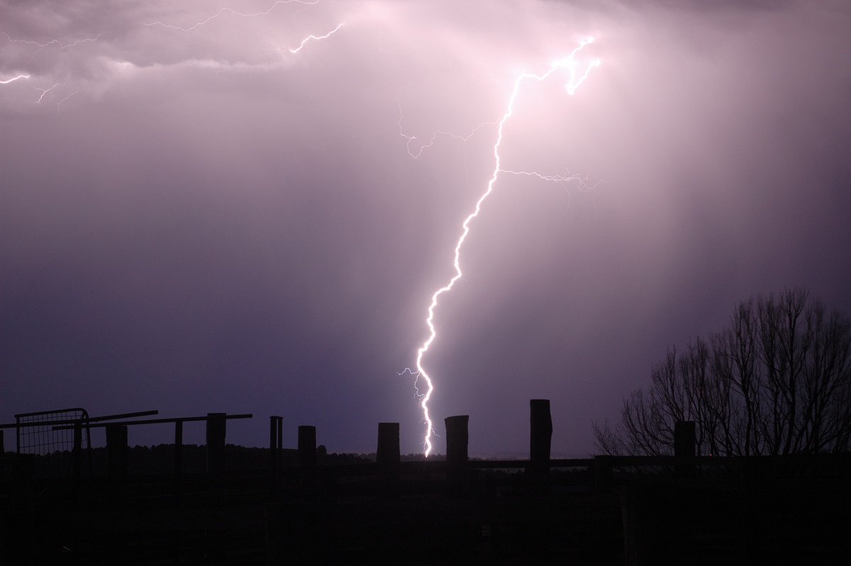 lightning lightning_bolts : Tregeagle, NSW   21 September 2008