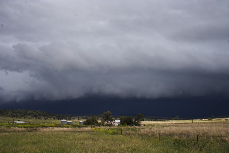 cumulonimbus thunderstorm_base : W of Gunnedah, NSW   14 October 2008