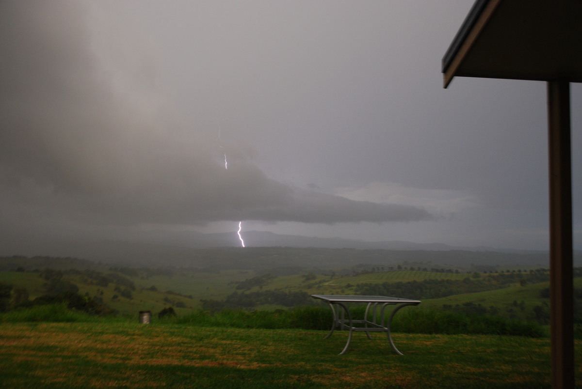 lightning lightning_bolts : McLeans Ridges, NSW   3 December 2008