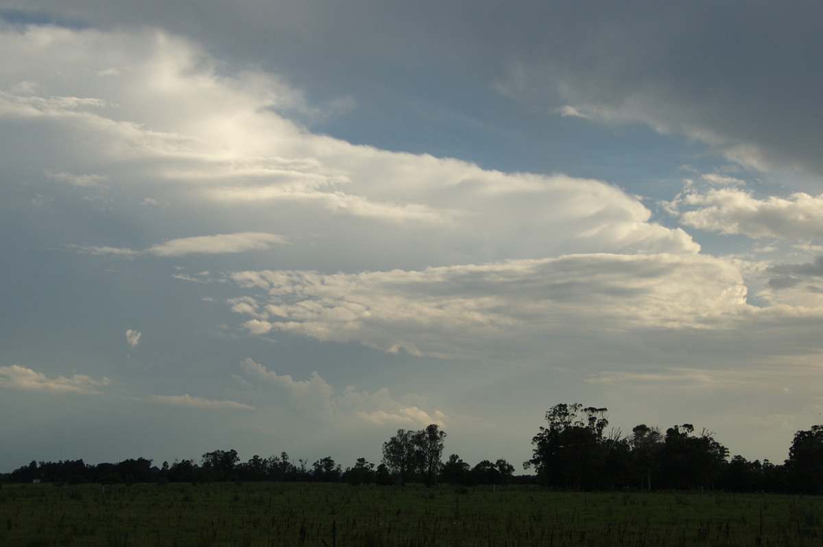 thunderstorm cumulonimbus_incus : Ruthven, NSW   10 December 2008