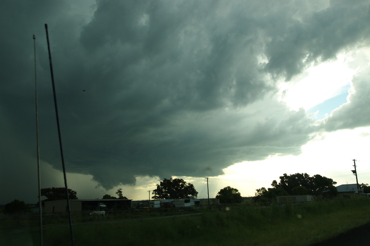 wallcloud thunderstorm_wall_cloud : McKees Hill, NSW   10 December 2008