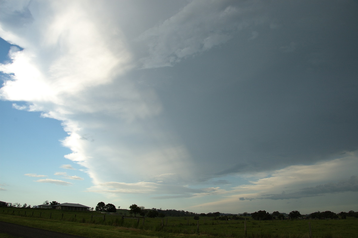 halosundog halo_sundog_crepuscular_rays : McKees Hill, NSW   10 December 2008