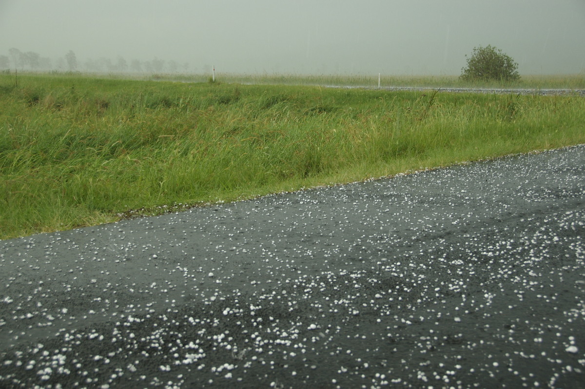 hailstones hail_stones : McKees Hill, NSW   10 December 2008