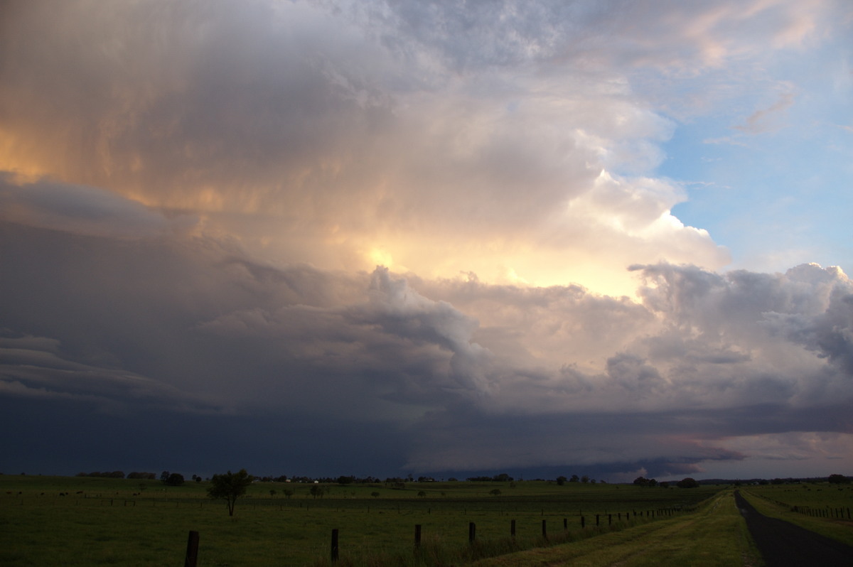 shelfcloud shelf_cloud : Clovass, NSW   10 December 2008