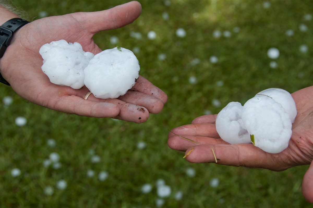 hailstones hail_stones : Lismore, NSW   30 December 2008